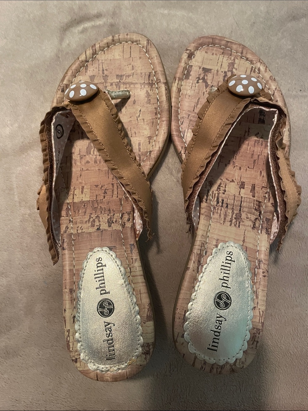 lindsay phillips tan cork-pattern thong sandals with polka dot button